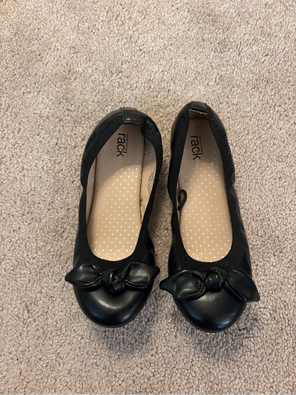 Nordstrom Rack Girls Black Emma
Dress Shoes Ball Ballet Flat with Bow